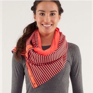 3/$20 Lululemon Orange & Navy Stripe Vinyasa Scarf / Wrap